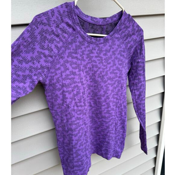 Athleta size M Momentum Seamless Athletic Shirt - Winter Frost Basalt Violet - Picture 4 of 10